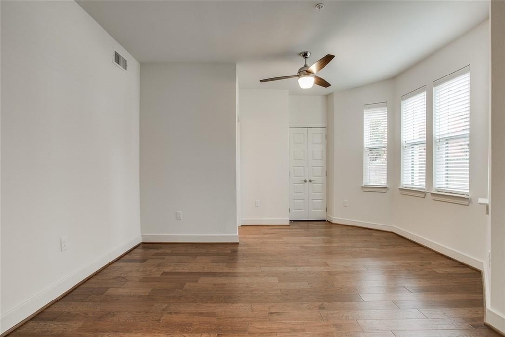 2525 State Street - Photo 3