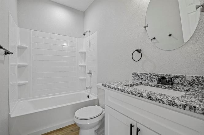 516 E Heron Street - Photo 13