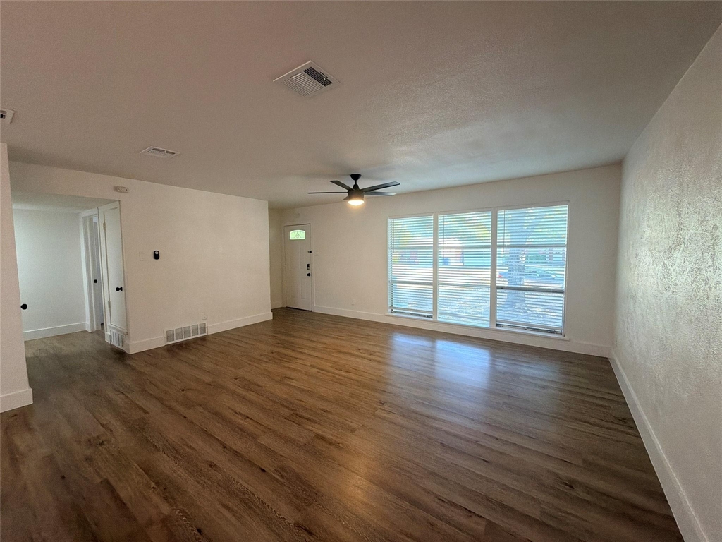 2309 Ballycastle Drive - Photo 6