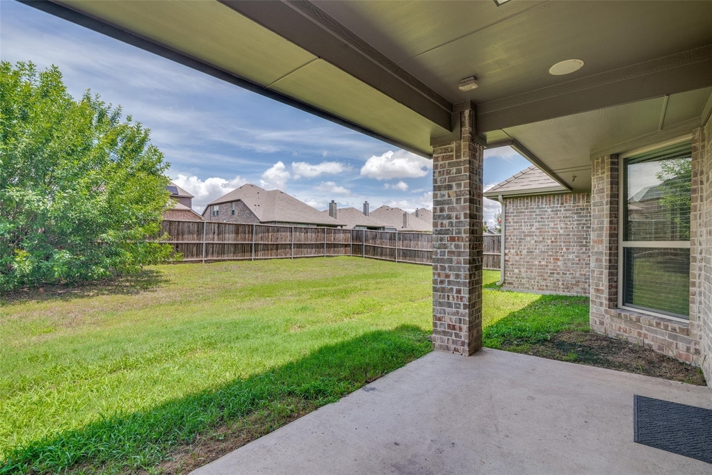 616 Cayden Court - Photo 2