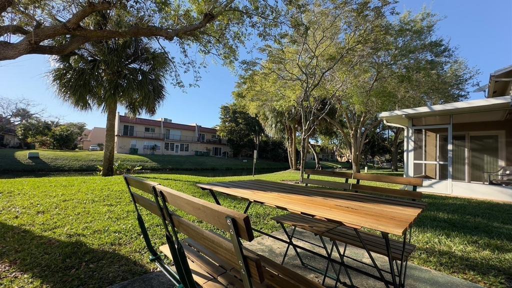 5811 Nw 57th Avenue - Photo 23