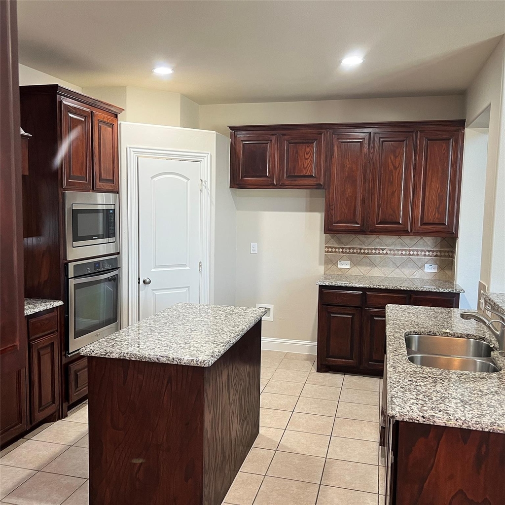 3532 Ballycastle Drive - Photo 9