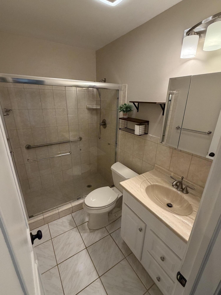2210 Ne 67th Street - Photo 23