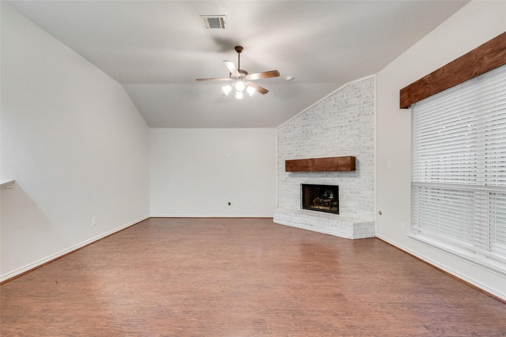 2760 Beacon Hill Drive - Photo 12