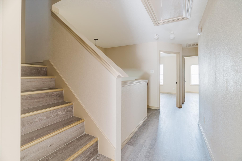 12604 Bay Avenue - Photo 11