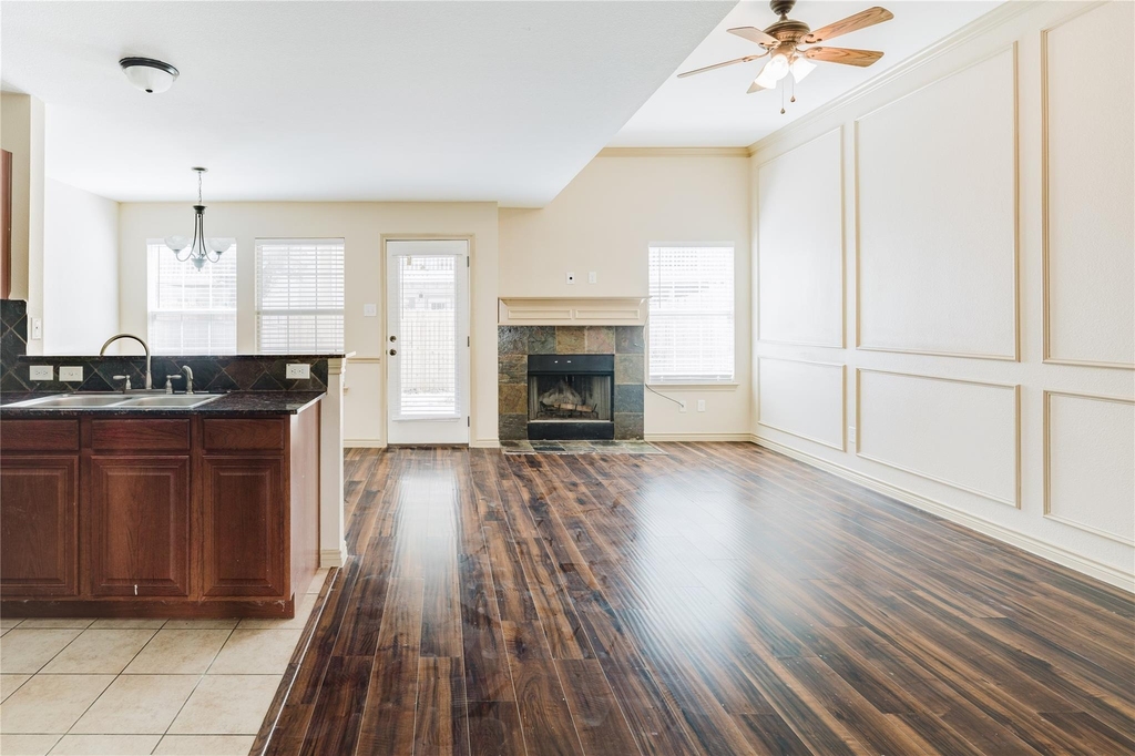 12604 Bay Avenue - Photo 5