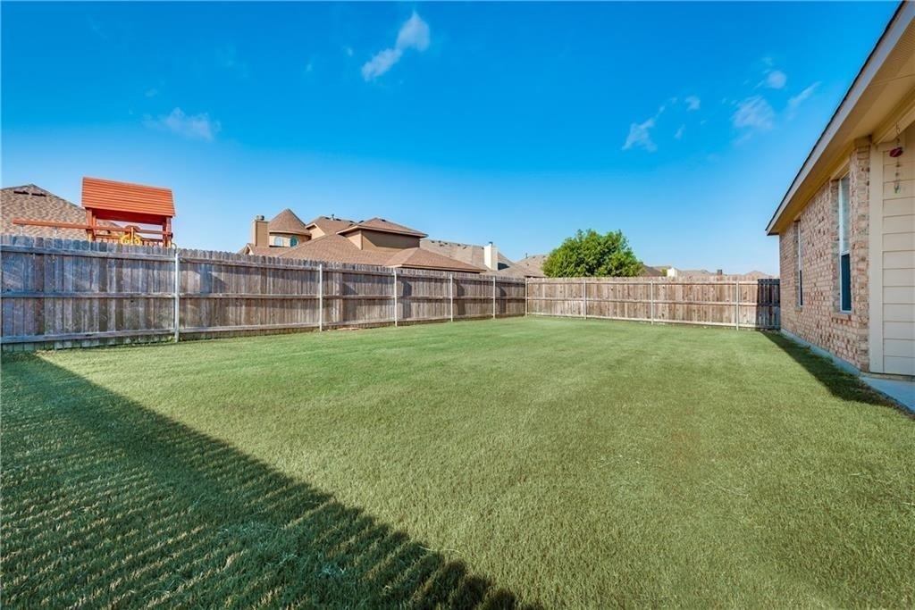 5601 Millers Creek Drive - Photo 18