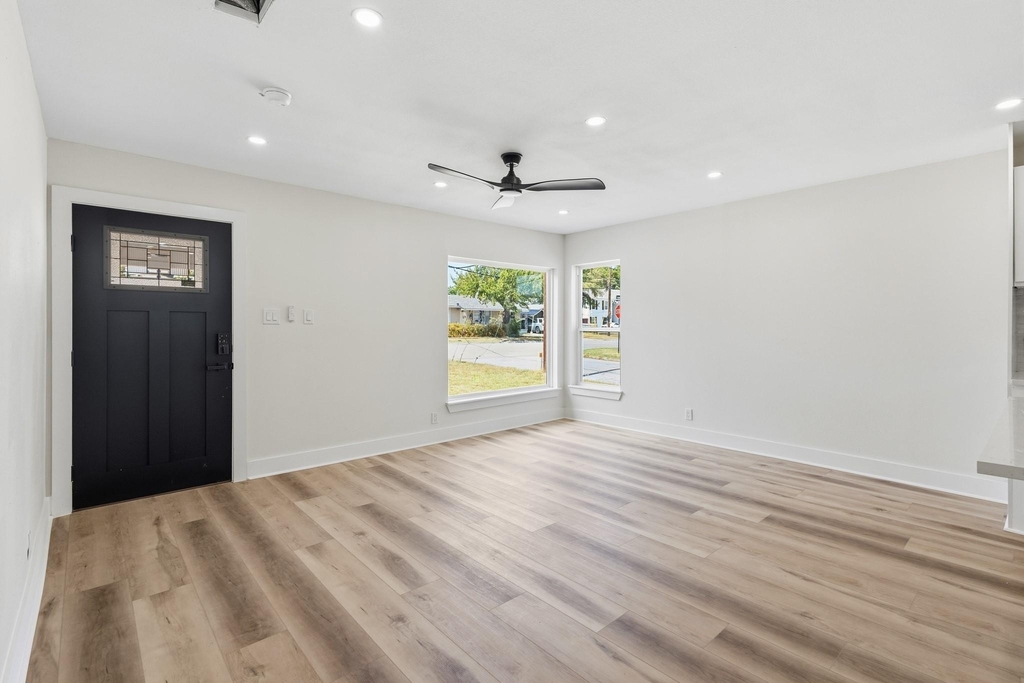 621 Truman Street - Photo 11