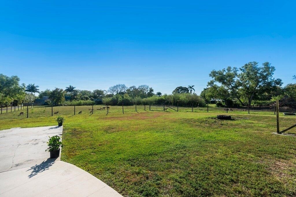 5400 Sw 162nd Avenue - Photo 13
