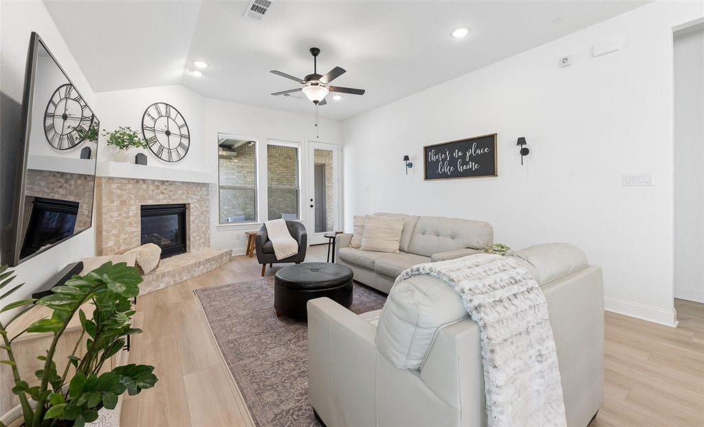 2324 Campfire Trail - Photo 9