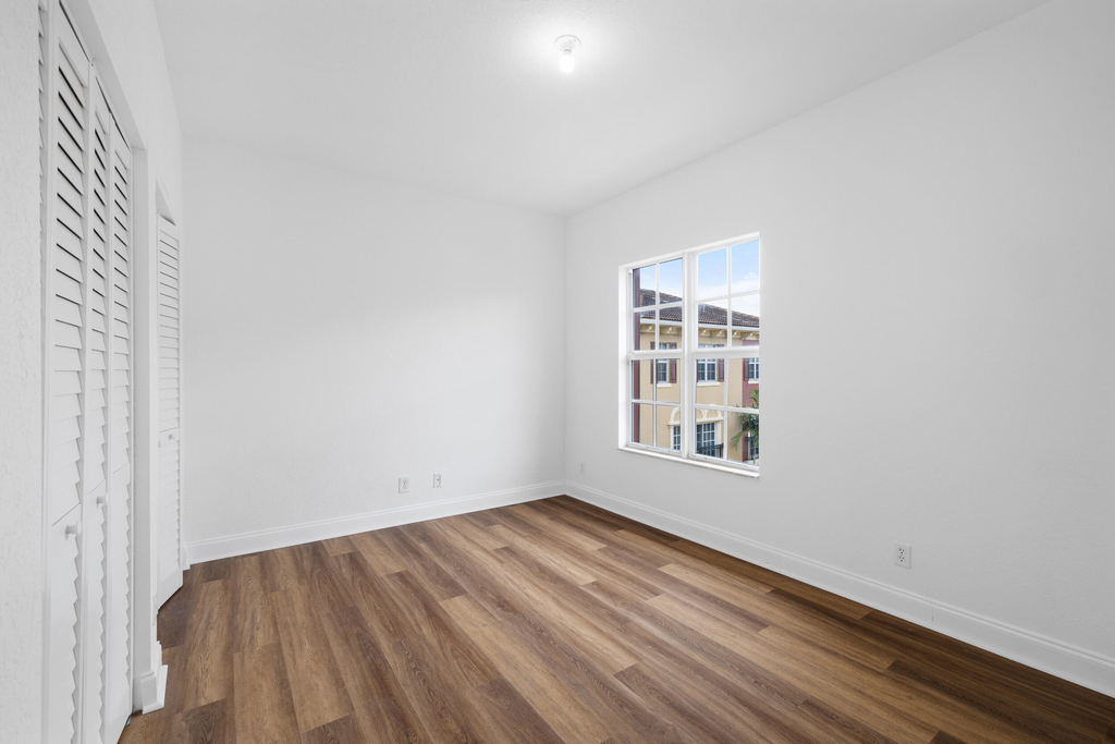 601 S Federal Highway - Photo 14