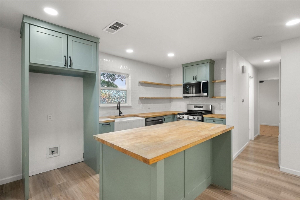 3514 Kings Circle - Photo 12