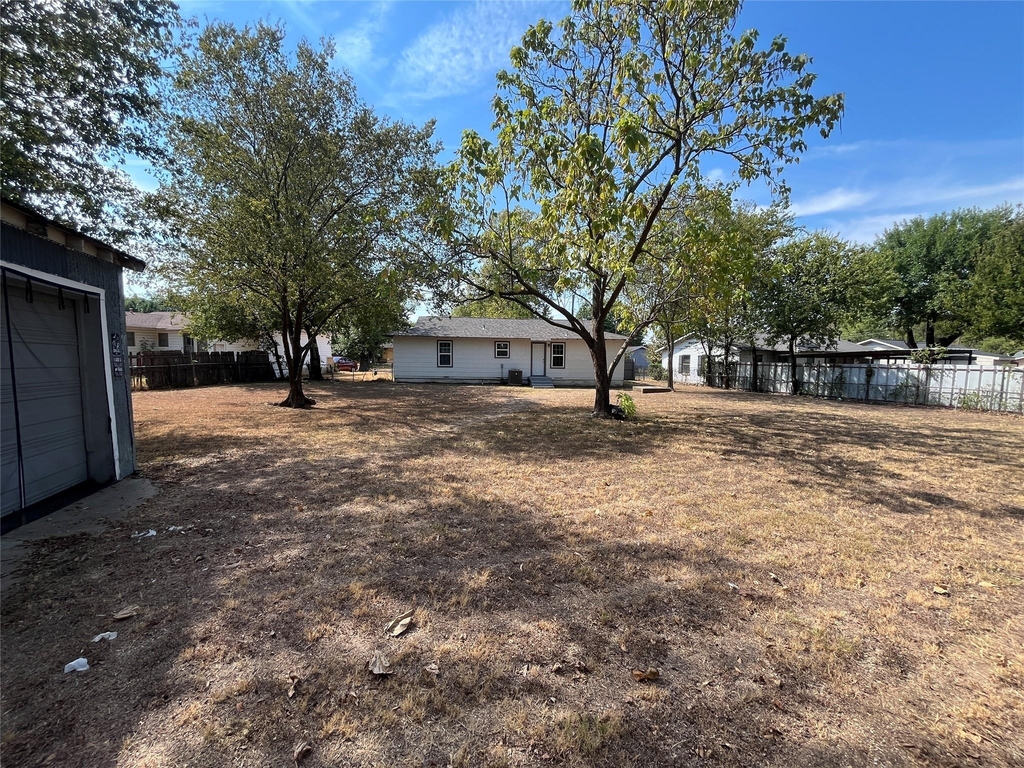 9415 Musgrave Drive - Photo 18