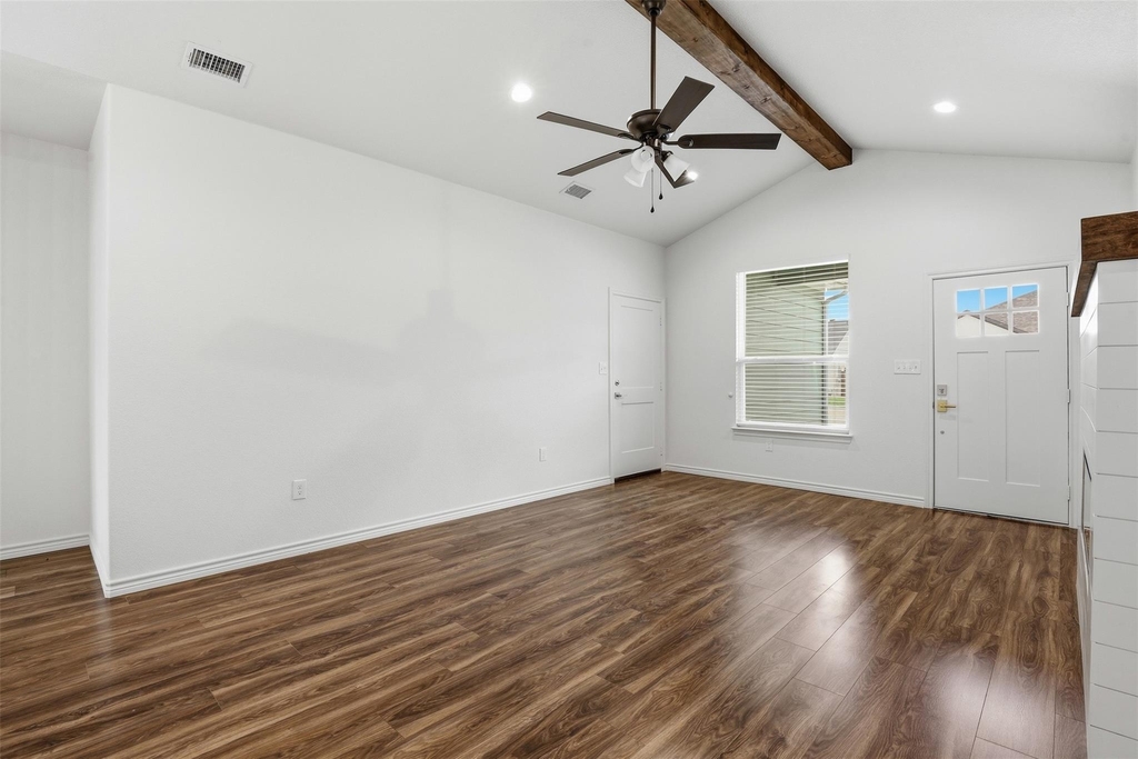 5718 Barkridge Drive - Photo 4