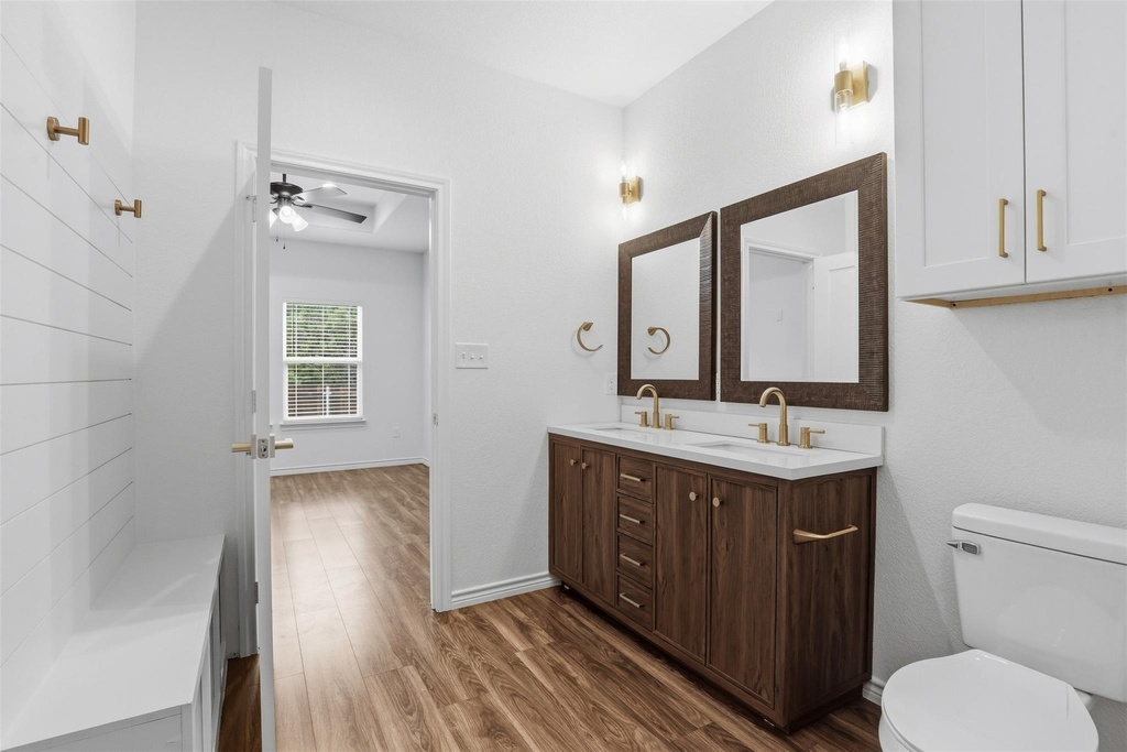 5718 Barkridge Drive - Photo 11