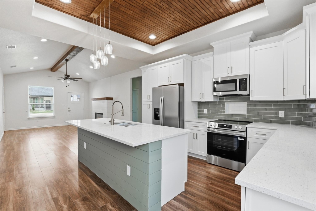 5718 Barkridge Drive - Photo 7