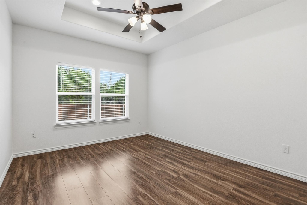 5718 Barkridge Drive - Photo 8