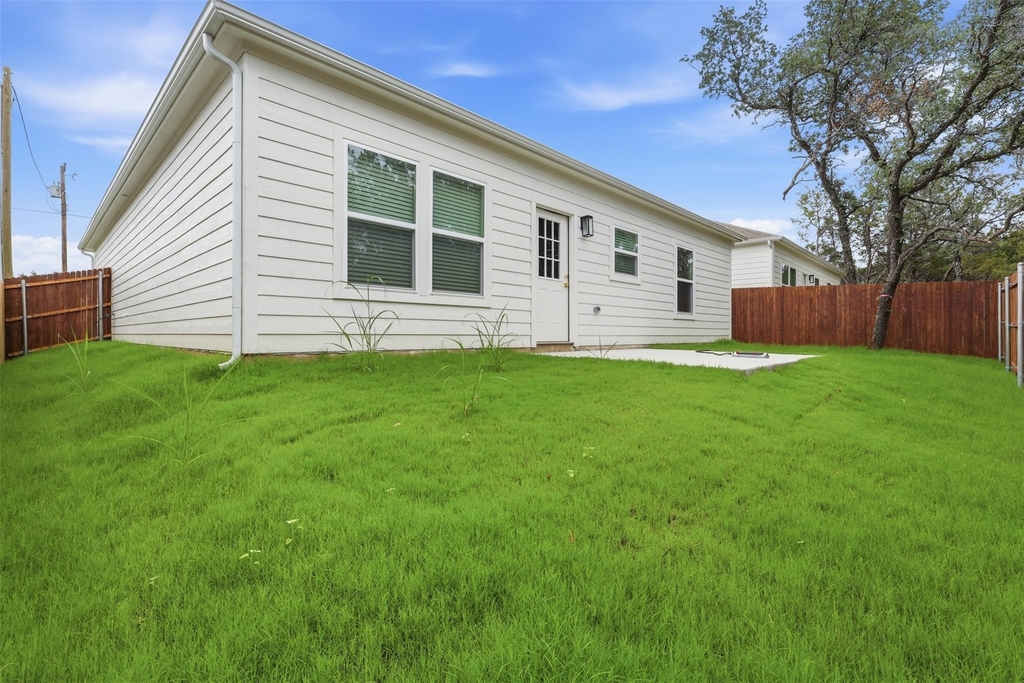 5718 Barkridge Drive - Photo 32