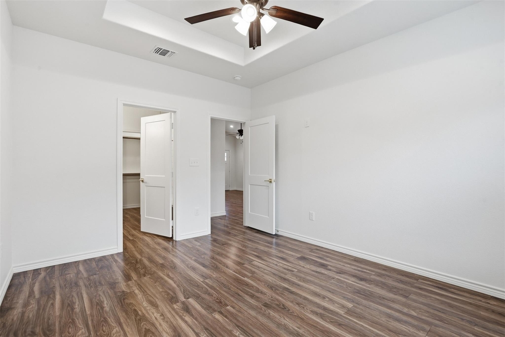 5718 Barkridge Drive - Photo 10