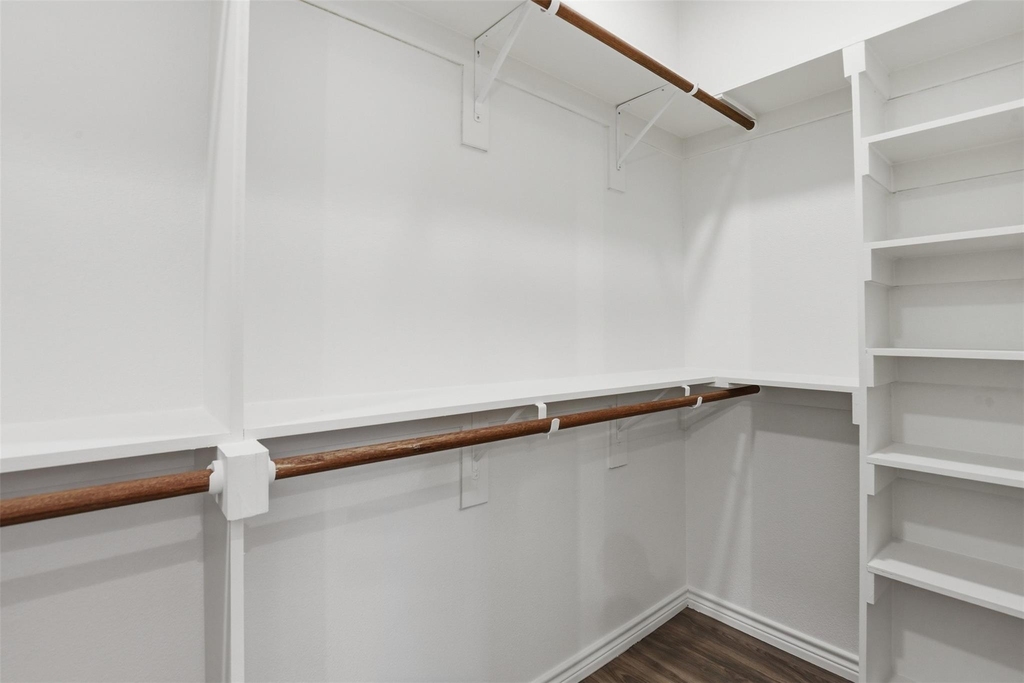 5718 Barkridge Drive - Photo 12
