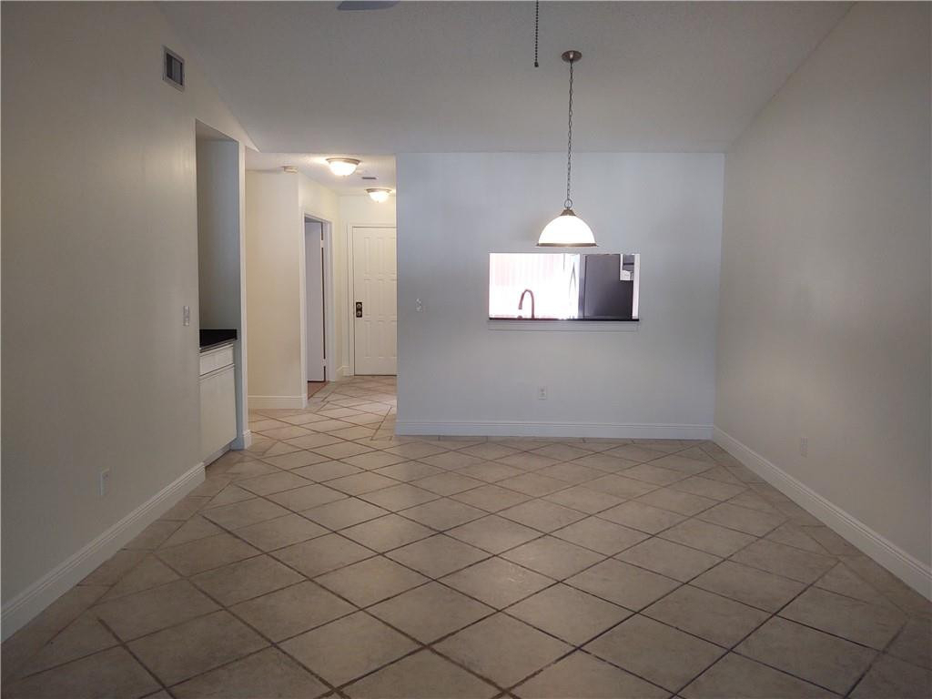 5200 E Club Circle - Photo 4