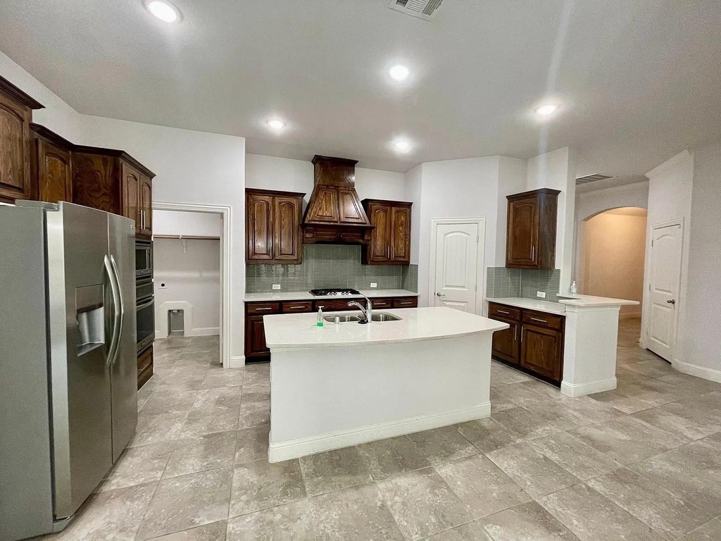 10705 Galveston Place - Photo 3