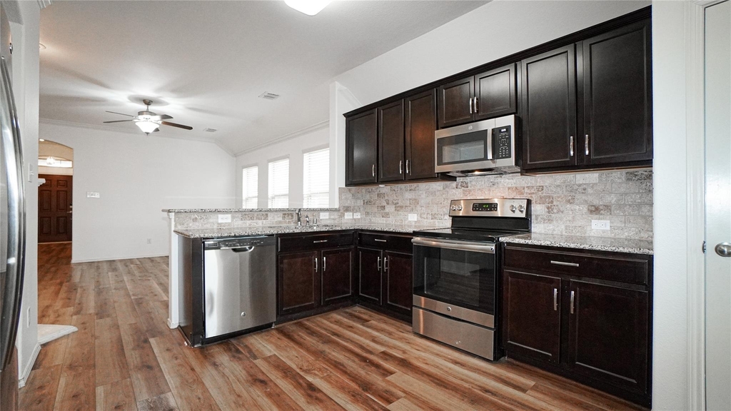 3017 Cassinia Parkway - Photo 5