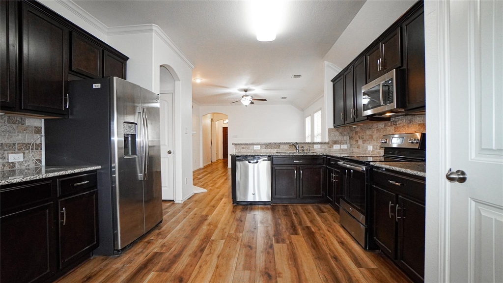 3017 Cassinia Parkway - Photo 3