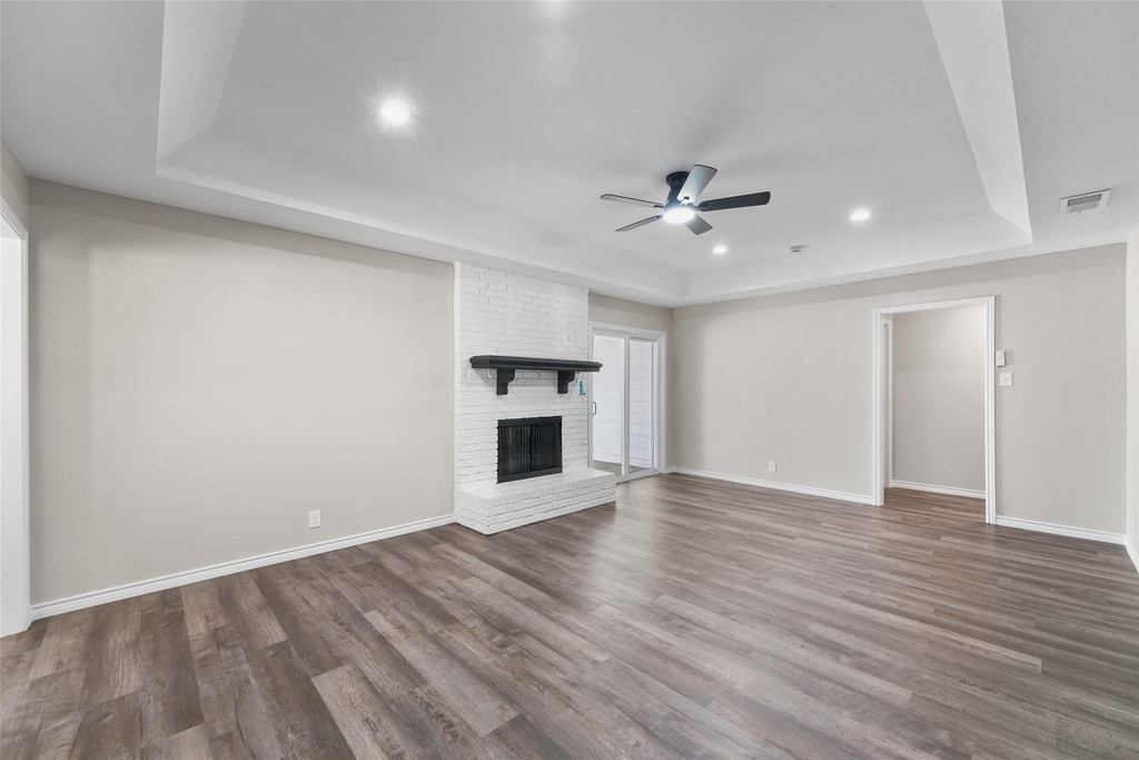 1441 Evergreen Drive - Photo 2