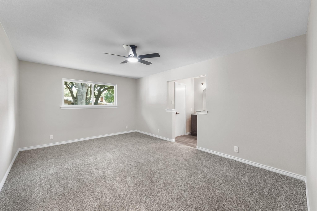 1441 Evergreen Drive - Photo 10