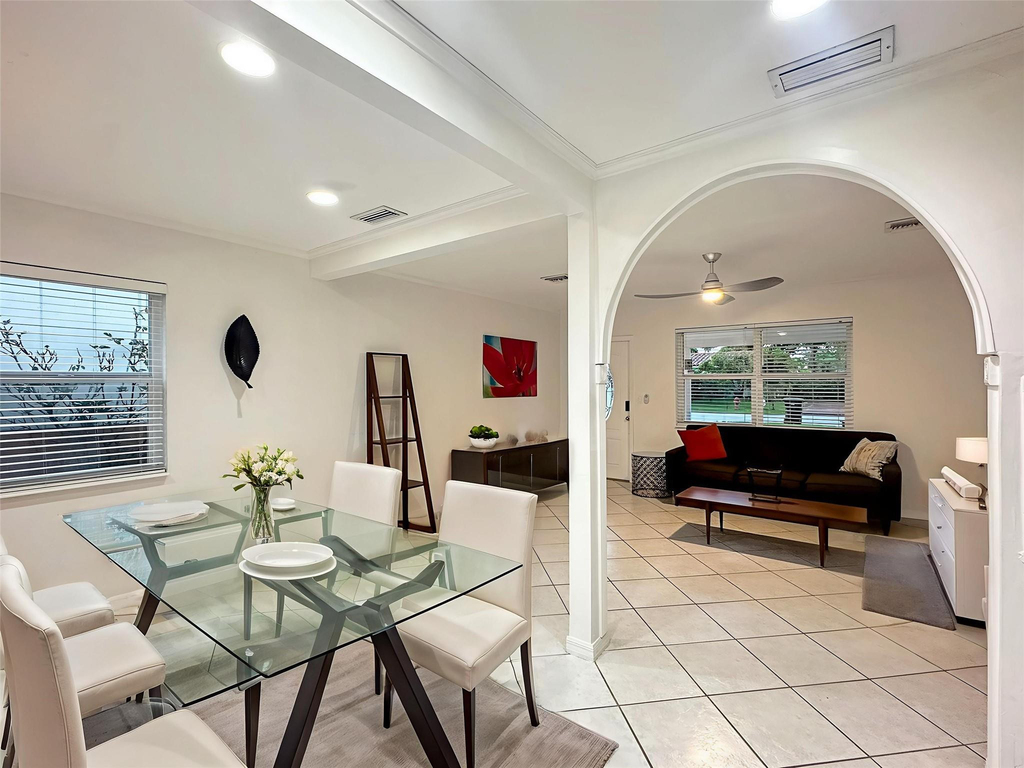 1613 Nw 4th Avenue - Photo 0
