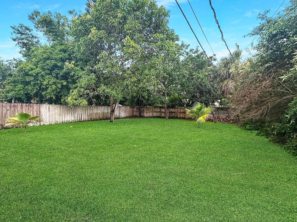 1613 Nw 4th Avenue - Photo 12