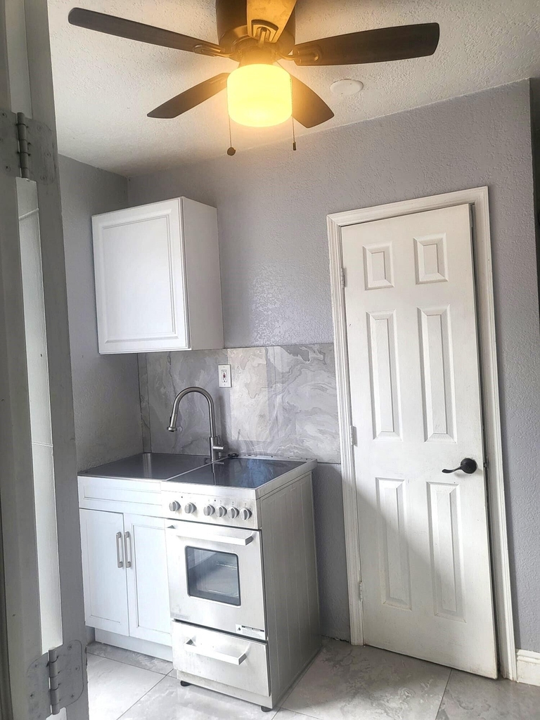 6765 Rose Drive - Photo 9