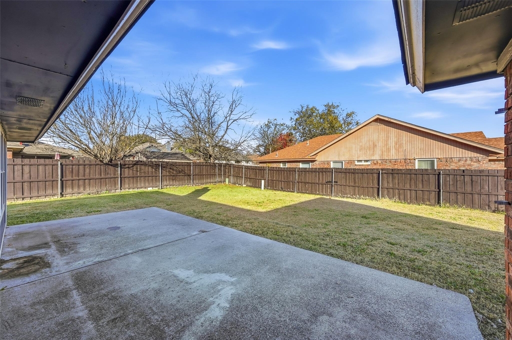 6421 Fairview Drive - Photo 17