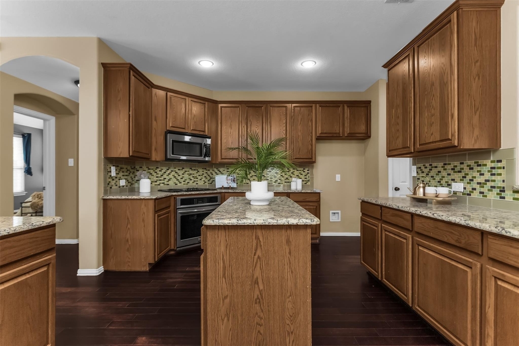 11701 Lampwick Lane - Photo 2