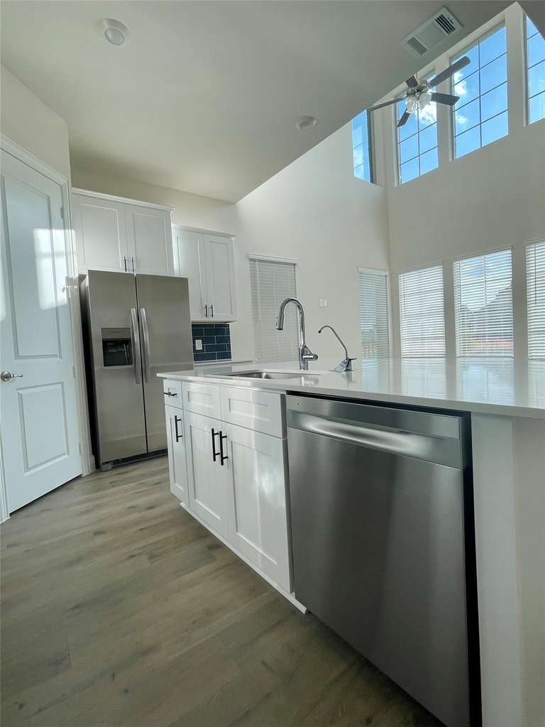8909 Shoppers Lane - Photo 4