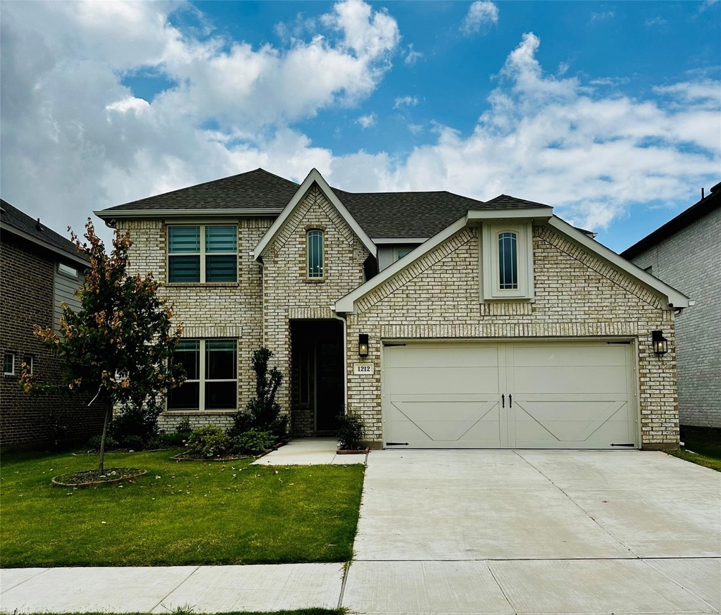 1212 Rosebay Drive - Photo 0