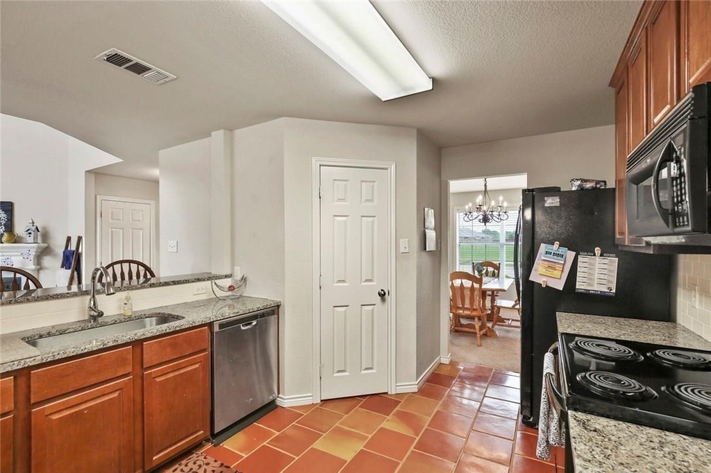 234 Pecos Trail - Photo 4