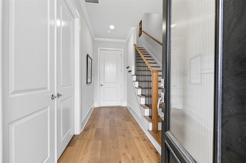 610 Dalton Lane - Photo 18