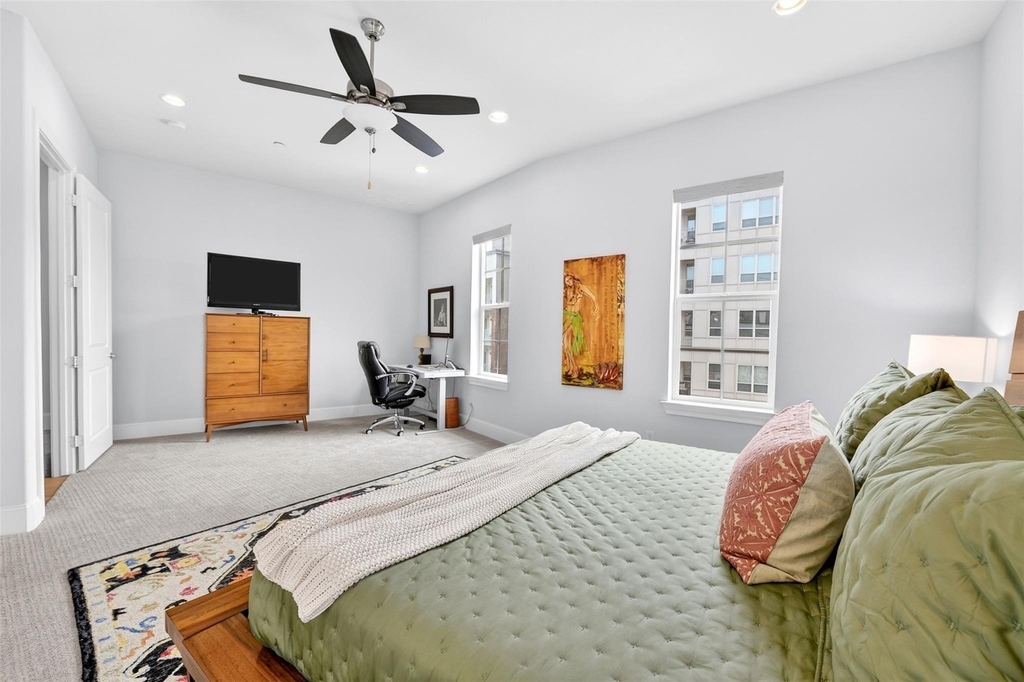 610 Dalton Lane - Photo 12