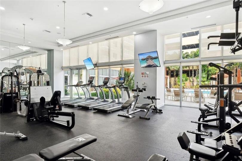 2775 Ne 187th Street - Photo 10