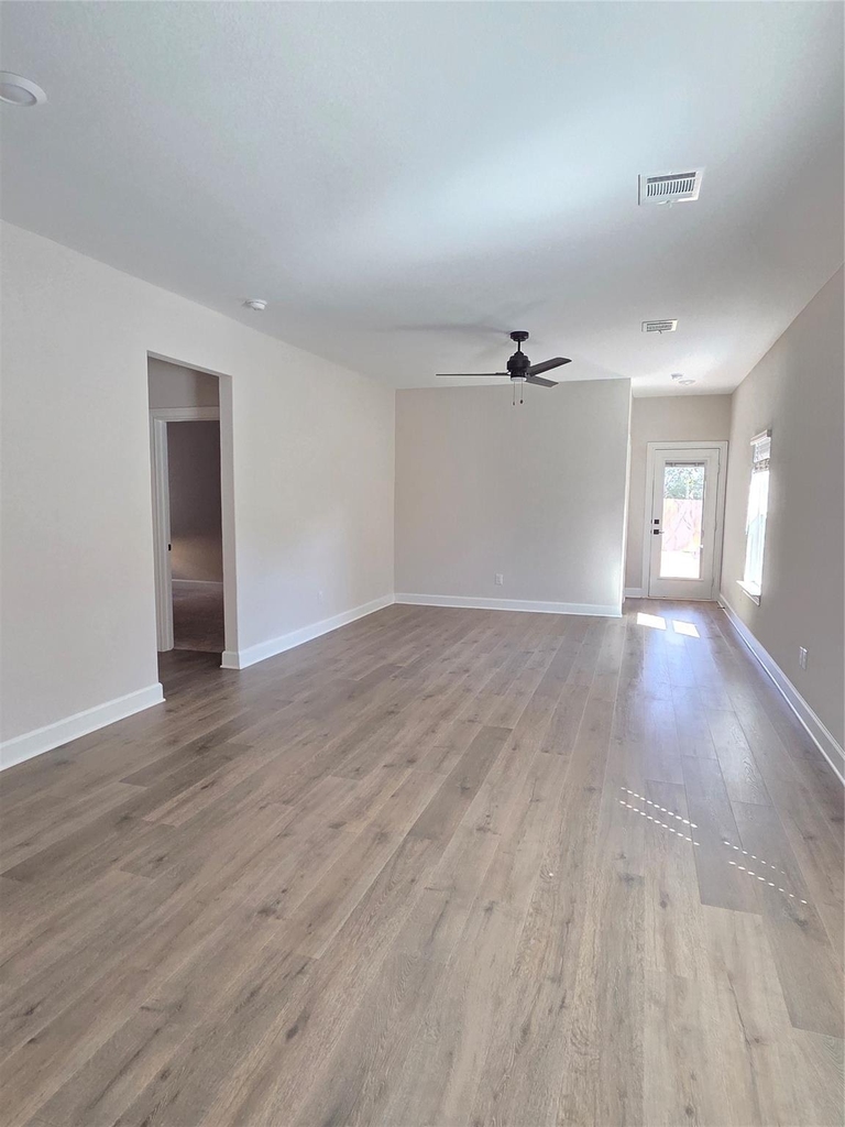 1121 Butler Avenue - Photo 1