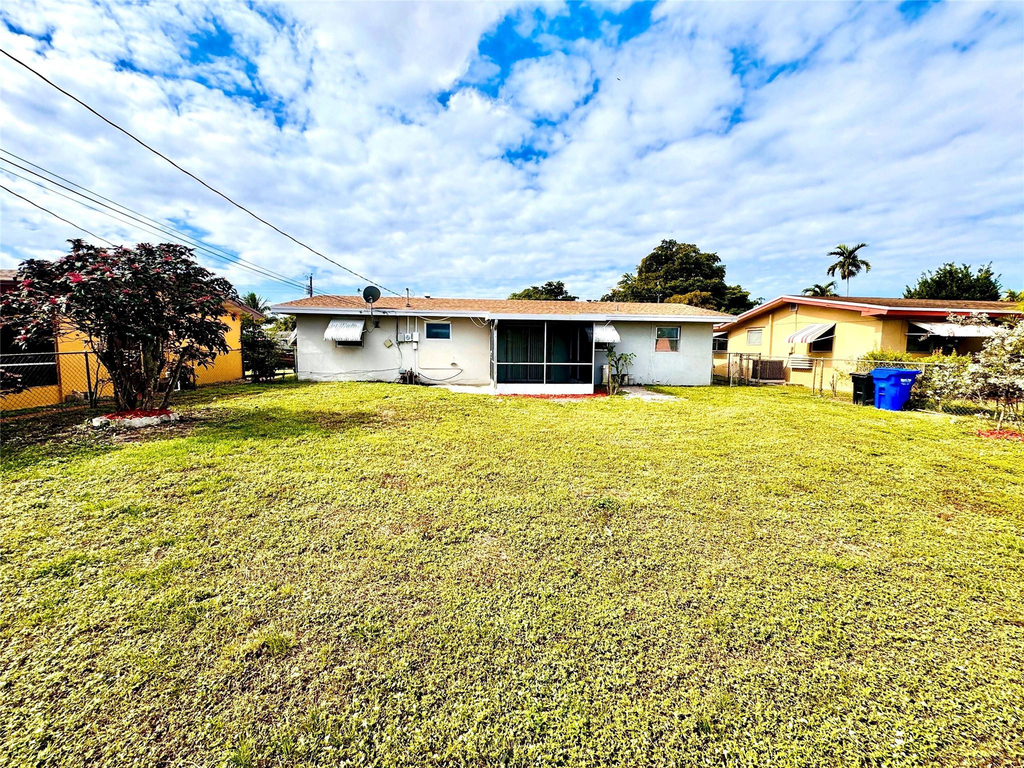 1411 Nw 79th Way - Photo 15
