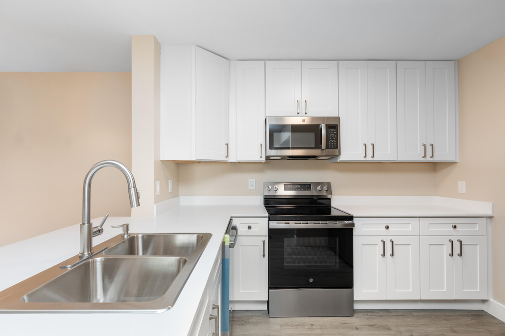 11419 Nw 35th Street - Photo 2