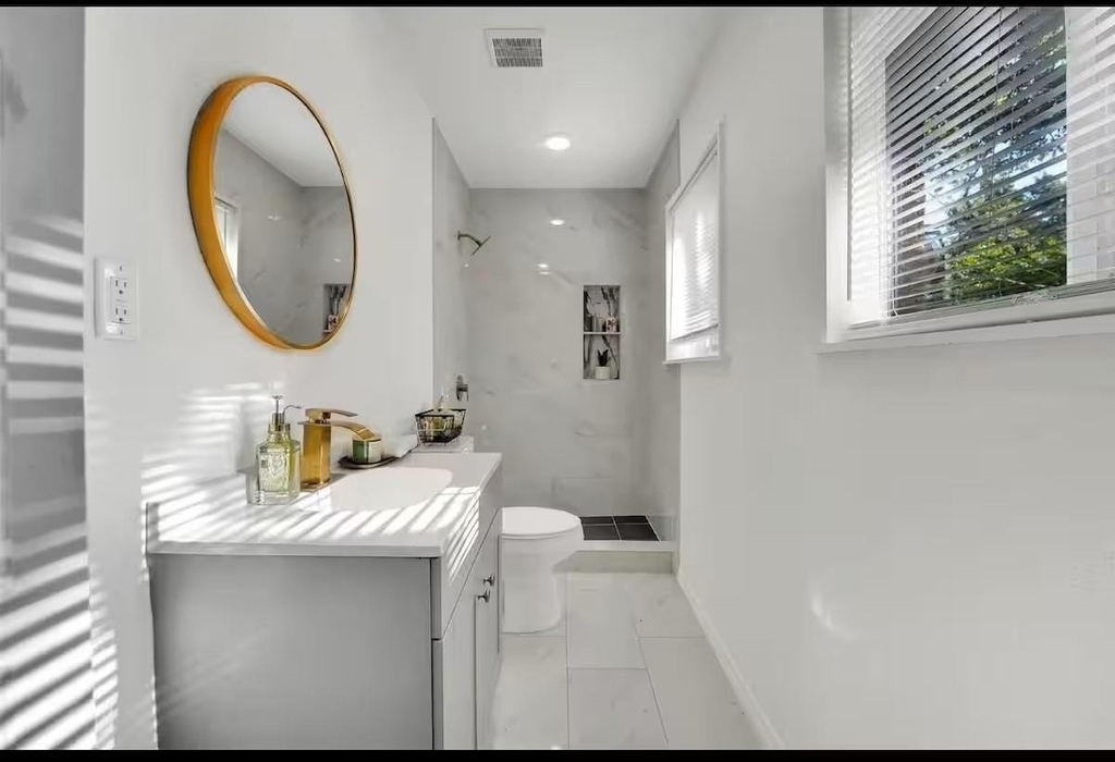 916 Acorn Street - Photo 26