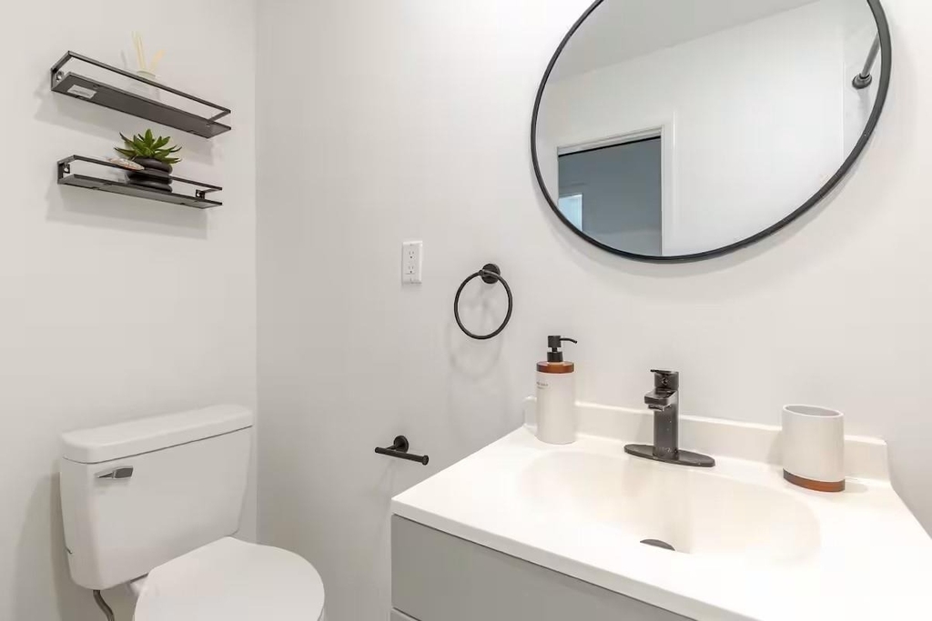 916 Acorn Street - Photo 29