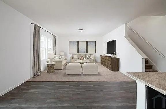 1875 Lockhart Drive - Photo 4