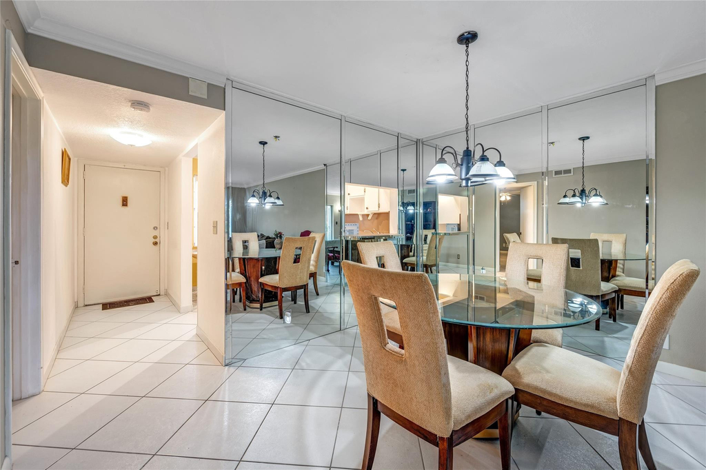 3774 Inverrary Boulevard - Photo 3