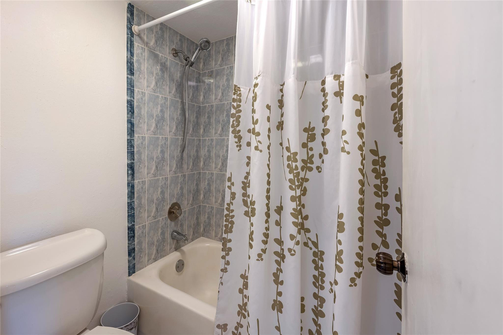 3774 Inverrary Boulevard - Photo 12