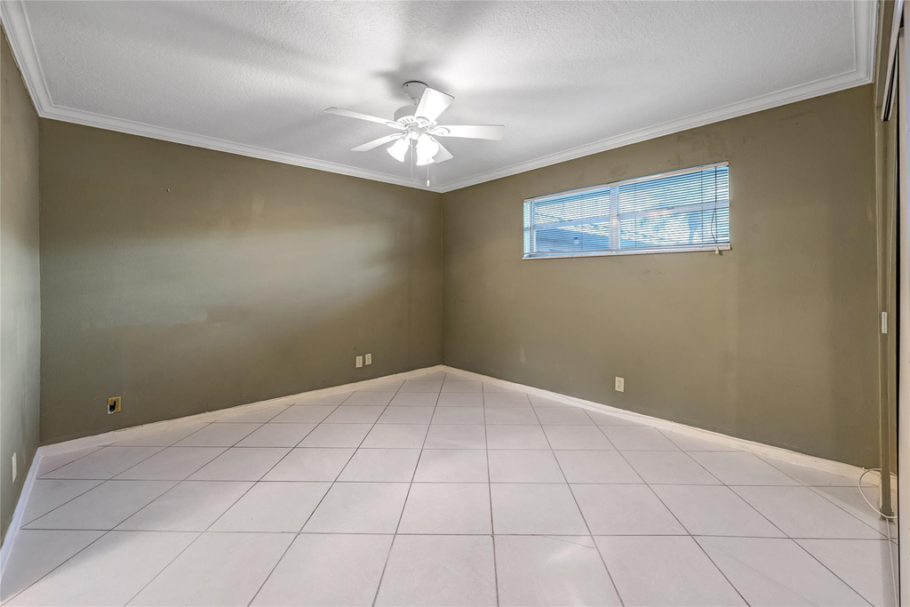 3774 Inverrary Boulevard - Photo 9